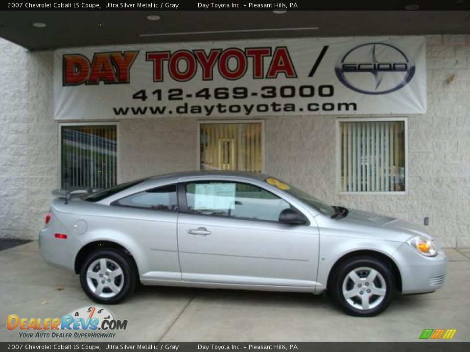 2007 Chevrolet Cobalt LS Coupe Ultra Silver Metallic / Gray Photo #1