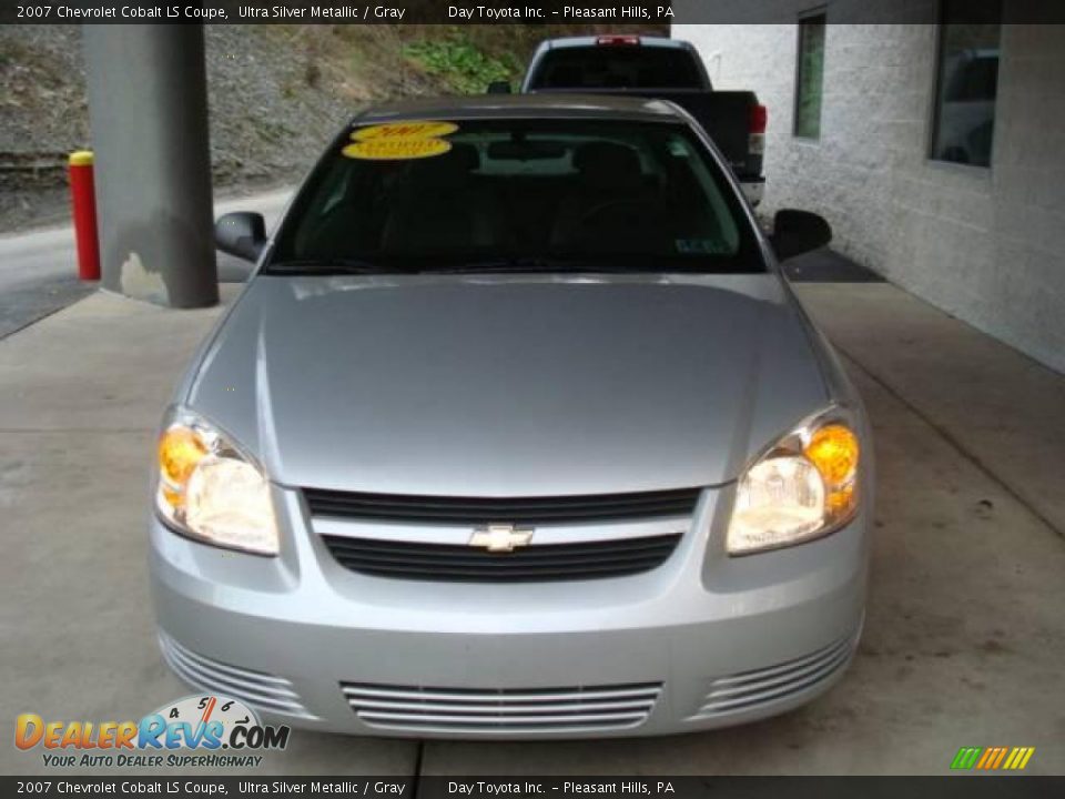 2007 Chevrolet Cobalt LS Coupe Ultra Silver Metallic / Gray Photo #6