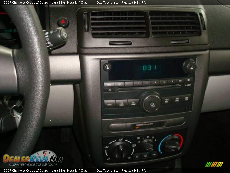 2007 Chevrolet Cobalt LS Coupe Ultra Silver Metallic / Gray Photo #13