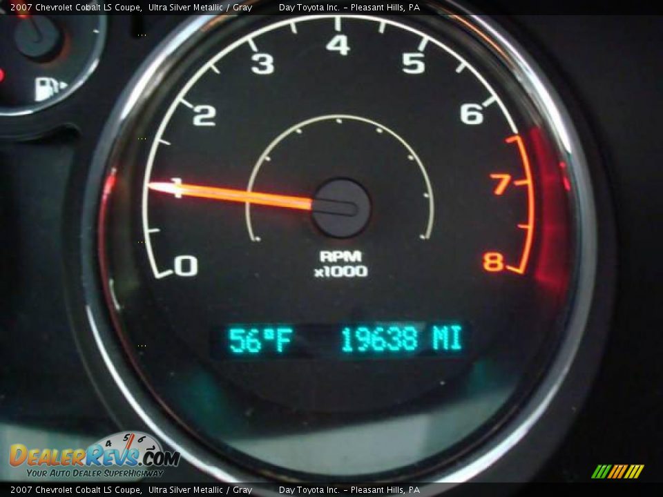 2007 Chevrolet Cobalt LS Coupe Ultra Silver Metallic / Gray Photo #15