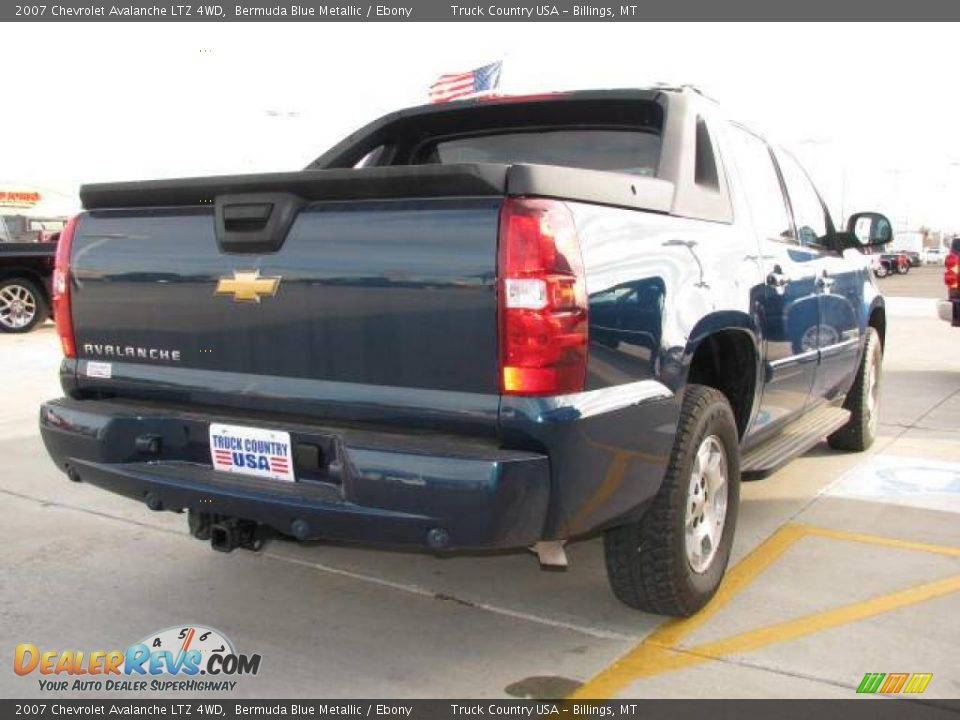 2007 Chevrolet Avalanche LTZ 4WD Bermuda Blue Metallic / Ebony Photo #5