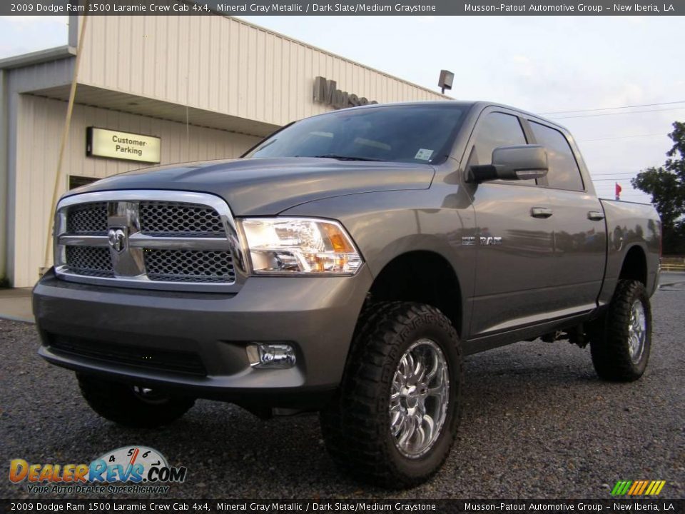 2009 Dodge Ram 1500 Laramie Crew Cab 4x4 Mineral Gray Metallic / Dark Slate/Medium Graystone Photo #1