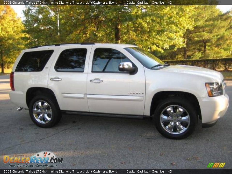 2008 Chevrolet Tahoe LTZ 4x4 White Diamond Tricoat / Light Cashmere/Ebony Photo #5