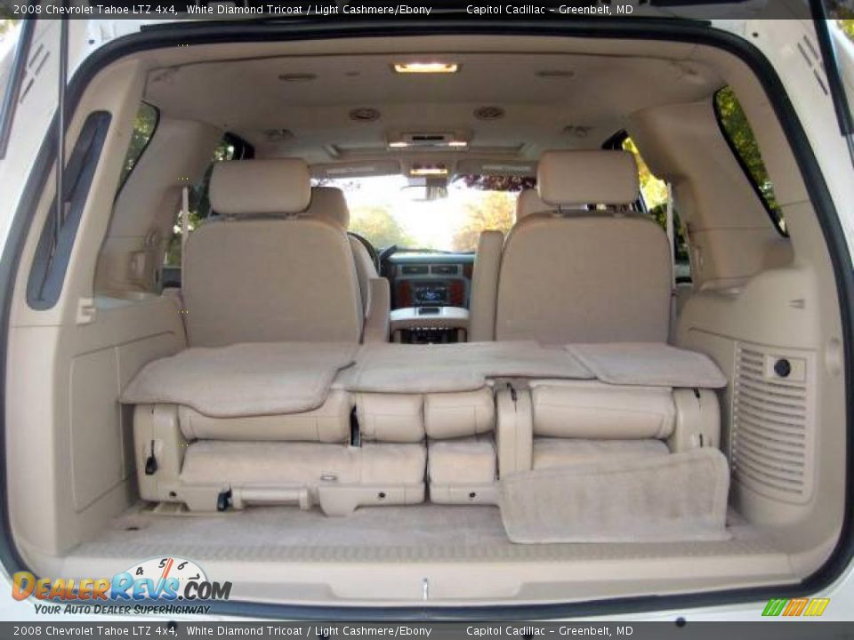2008 Chevrolet Tahoe LTZ 4x4 White Diamond Tricoat / Light Cashmere/Ebony Photo #21
