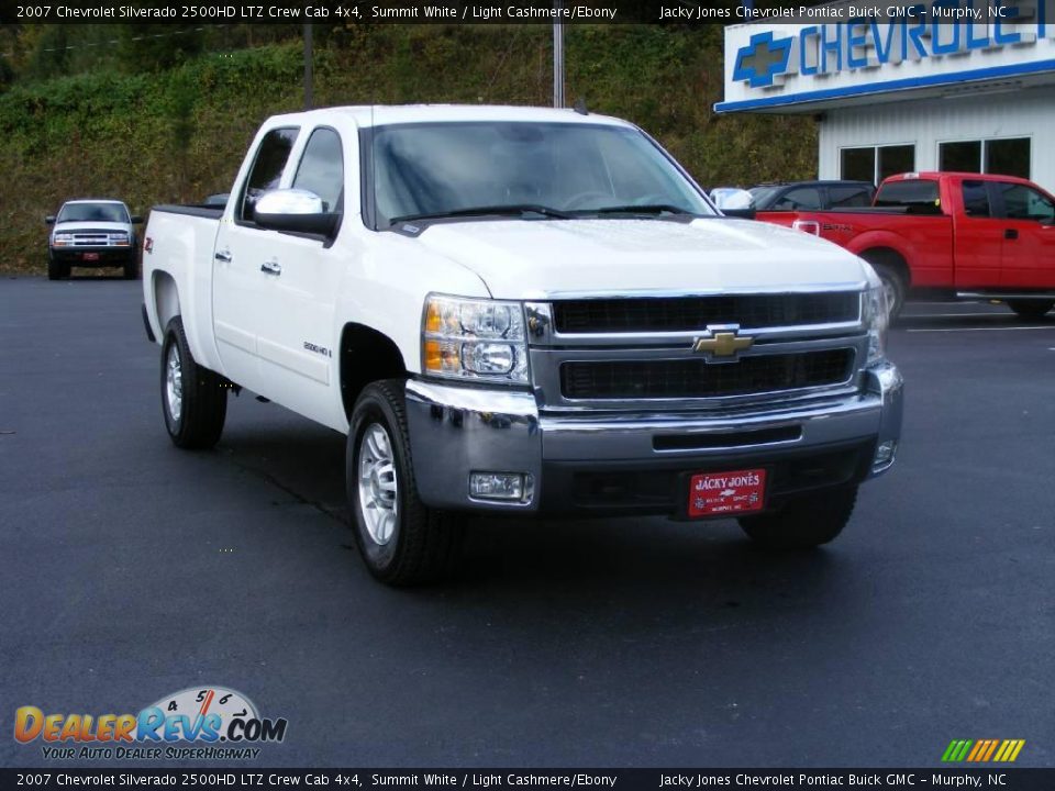 2007 Chevrolet Silverado 2500HD LTZ Crew Cab 4x4 Summit White / Light Cashmere/Ebony Photo #2