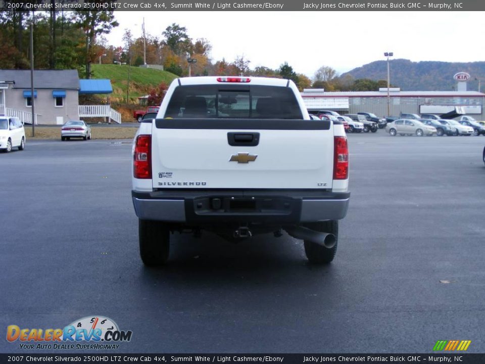 2007 Chevrolet Silverado 2500HD LTZ Crew Cab 4x4 Summit White / Light Cashmere/Ebony Photo #7
