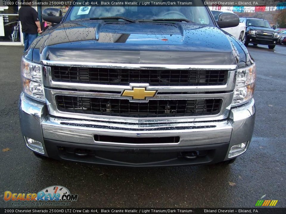 2009 Chevrolet Silverado 2500HD LTZ Crew Cab 4x4 Black Granite Metallic / Light Titanium/Dark Titanium Photo #3