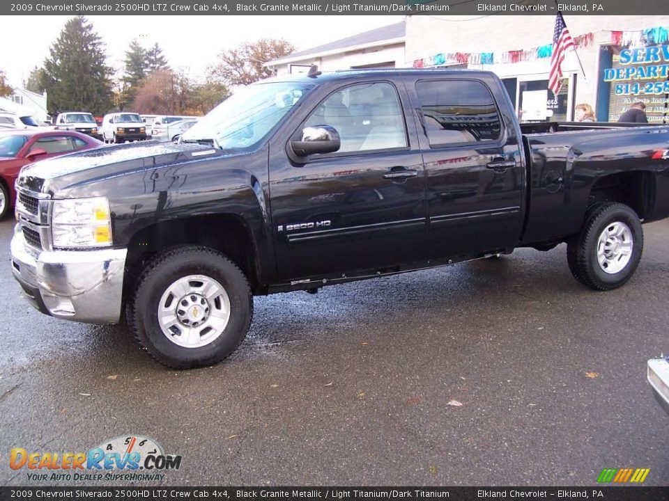 2009 Chevrolet Silverado 2500HD LTZ Crew Cab 4x4 Black Granite Metallic / Light Titanium/Dark Titanium Photo #4