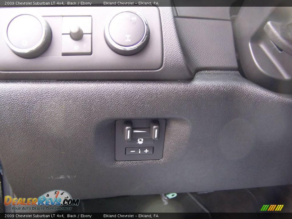 2009 Chevrolet Suburban LT 4x4 Black / Ebony Photo #24