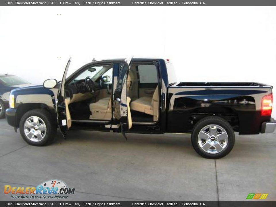 2009 Chevrolet Silverado 1500 LT Crew Cab Black / Light Cashmere Photo #12