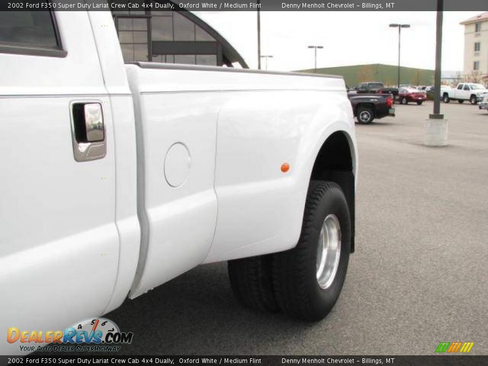 2002 Ford F350 Super Duty Lariat Crew Cab 4x4 Dually Oxford White / Medium Flint Photo #9