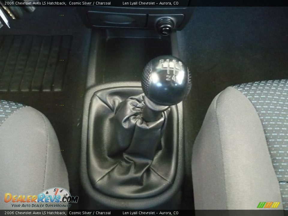 2006 Chevrolet Aveo LS Hatchback Cosmic Silver / Charcoal Photo #17