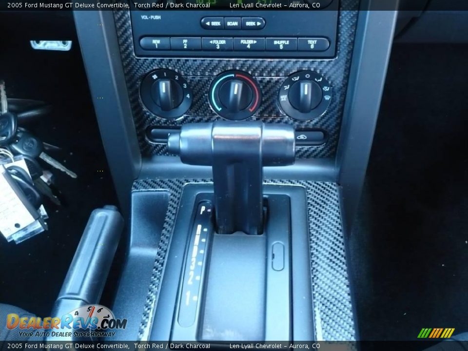 2005 Ford Mustang GT Deluxe Convertible Torch Red / Dark Charcoal Photo #17