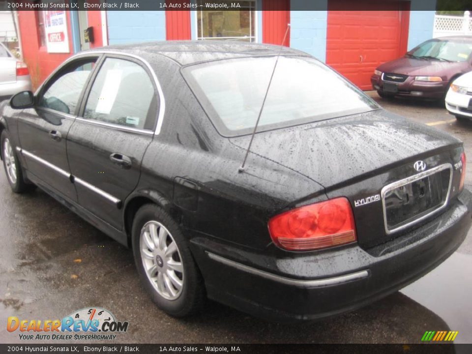2004 Hyundai Sonata LX Ebony Black / Black Photo #11