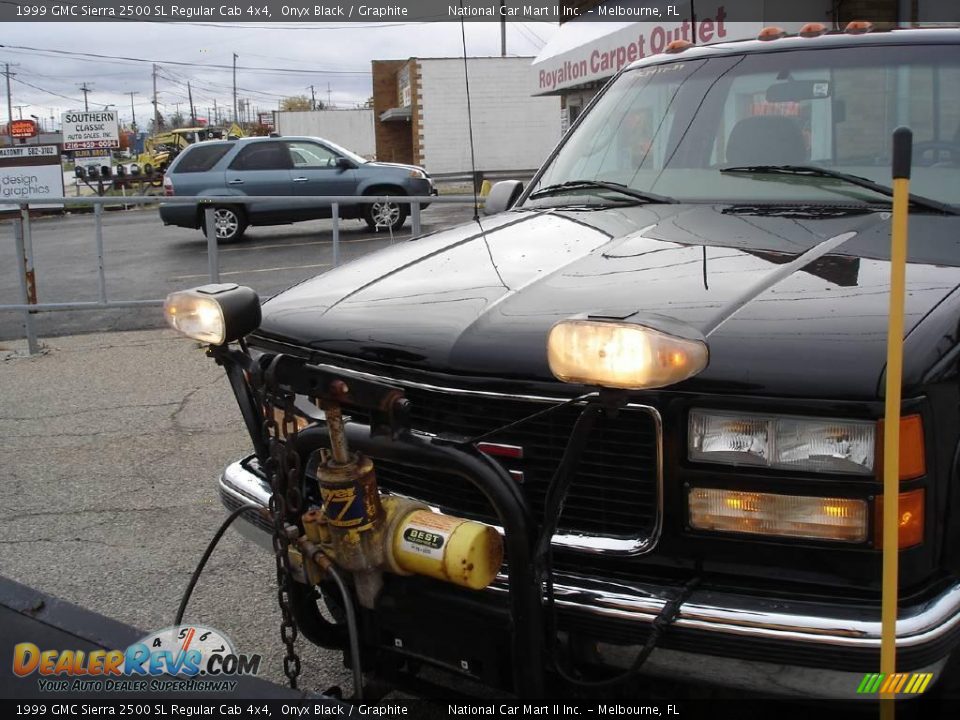 1999 GMC Sierra 2500 SL Regular Cab 4x4 Onyx Black / Graphite Photo #30