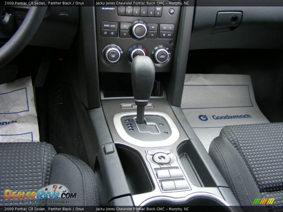 2009 Pontiac G8 Sedan Panther Black / Onyx Photo #13