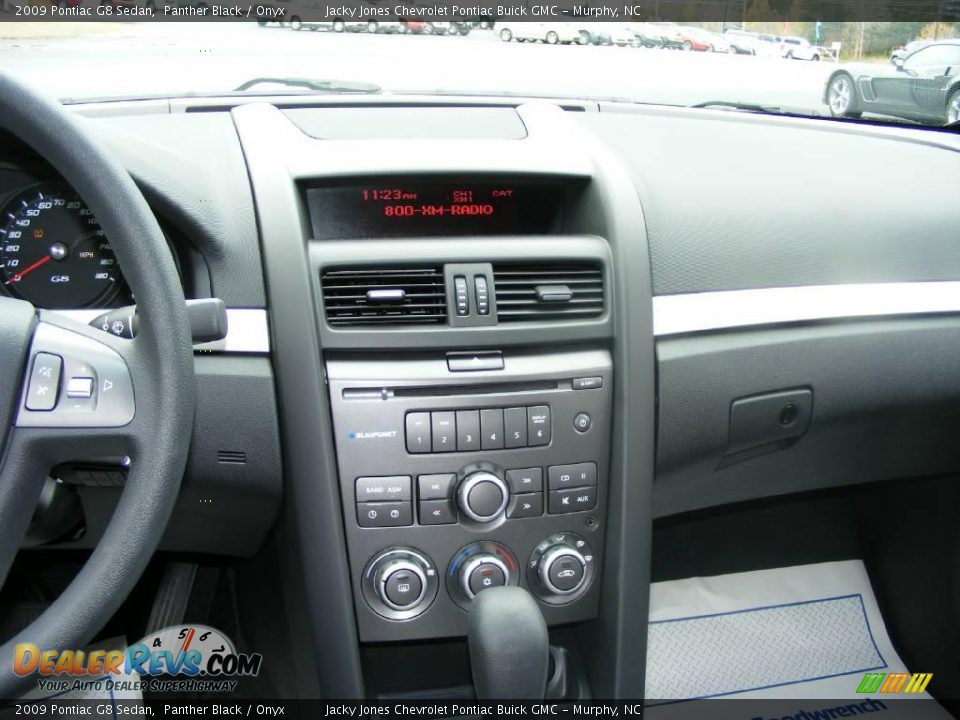 2009 Pontiac G8 Sedan Panther Black / Onyx Photo #14