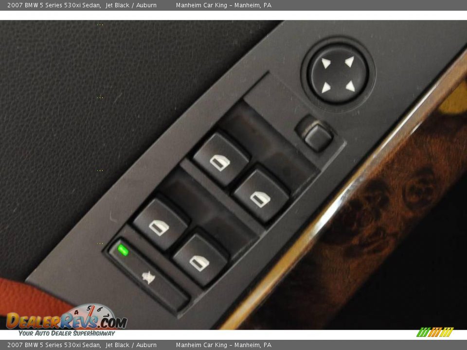 2007 BMW 5 Series 530xi Sedan Jet Black / Auburn Photo #13