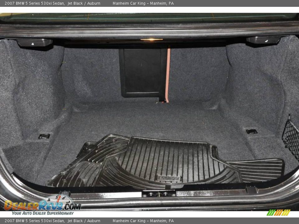 2007 BMW 5 Series 530xi Sedan Jet Black / Auburn Photo #15