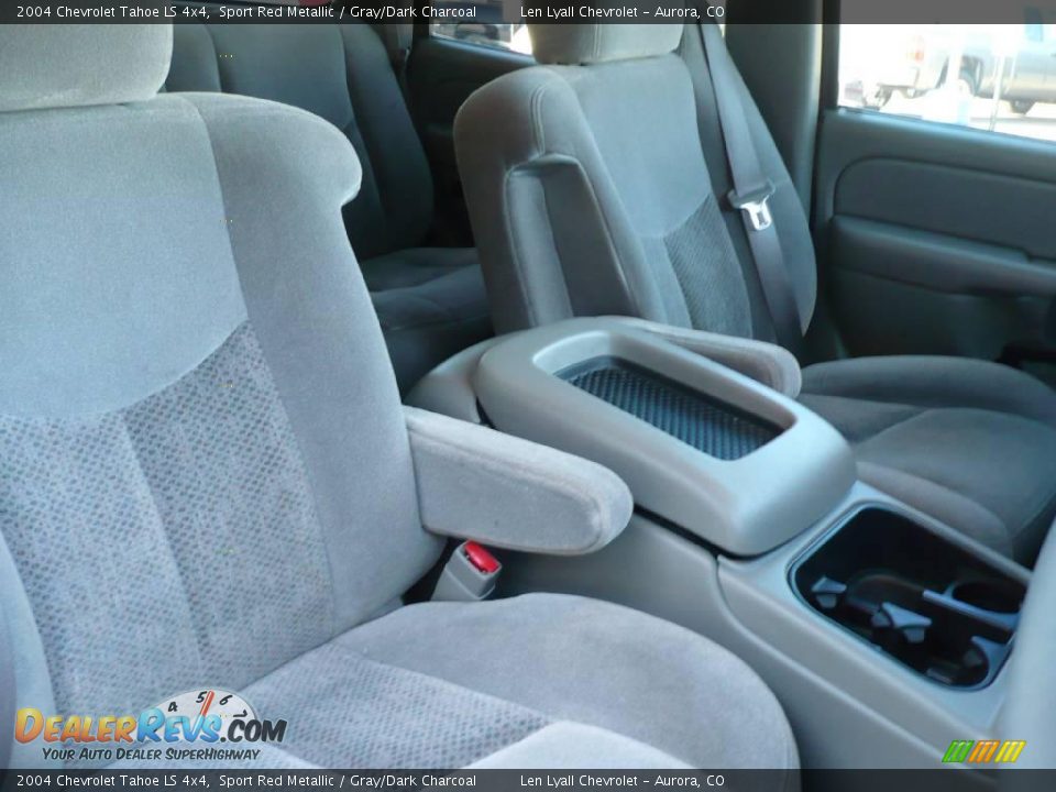 2004 Chevrolet Tahoe LS 4x4 Sport Red Metallic / Gray/Dark Charcoal Photo #16