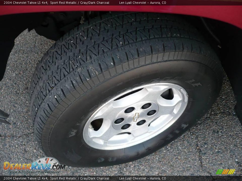 2004 Chevrolet Tahoe LS 4x4 Sport Red Metallic / Gray/Dark Charcoal Photo #27