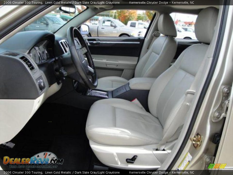 2006 Chrysler 300 Touring Linen Gold Metallic / Dark Slate Gray/Light Graystone Photo #14