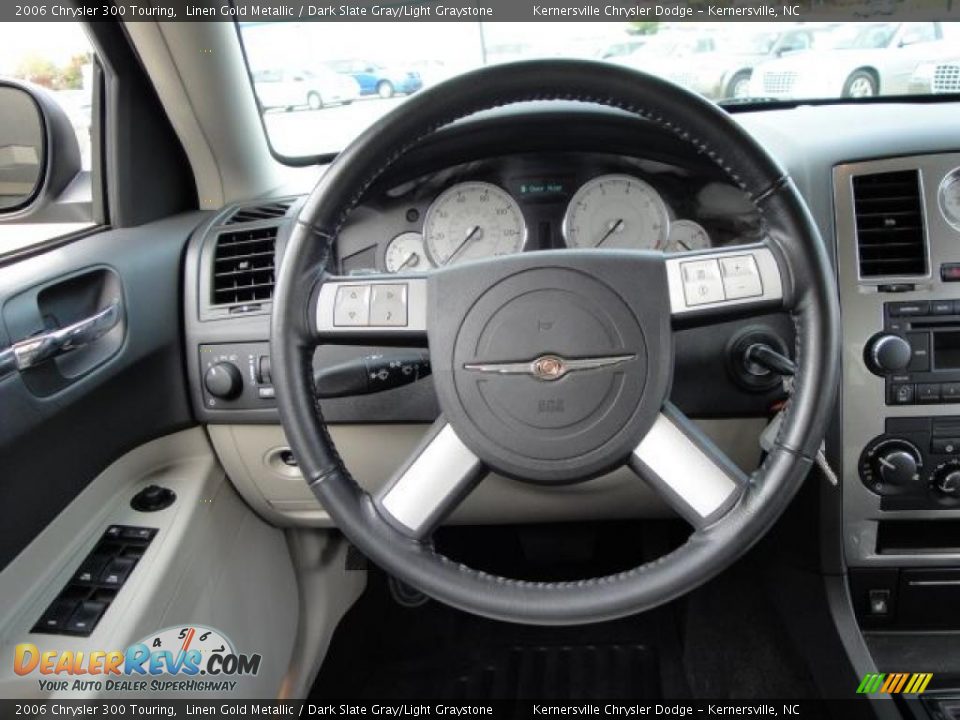 2006 Chrysler 300 Touring Linen Gold Metallic / Dark Slate Gray/Light Graystone Photo #24