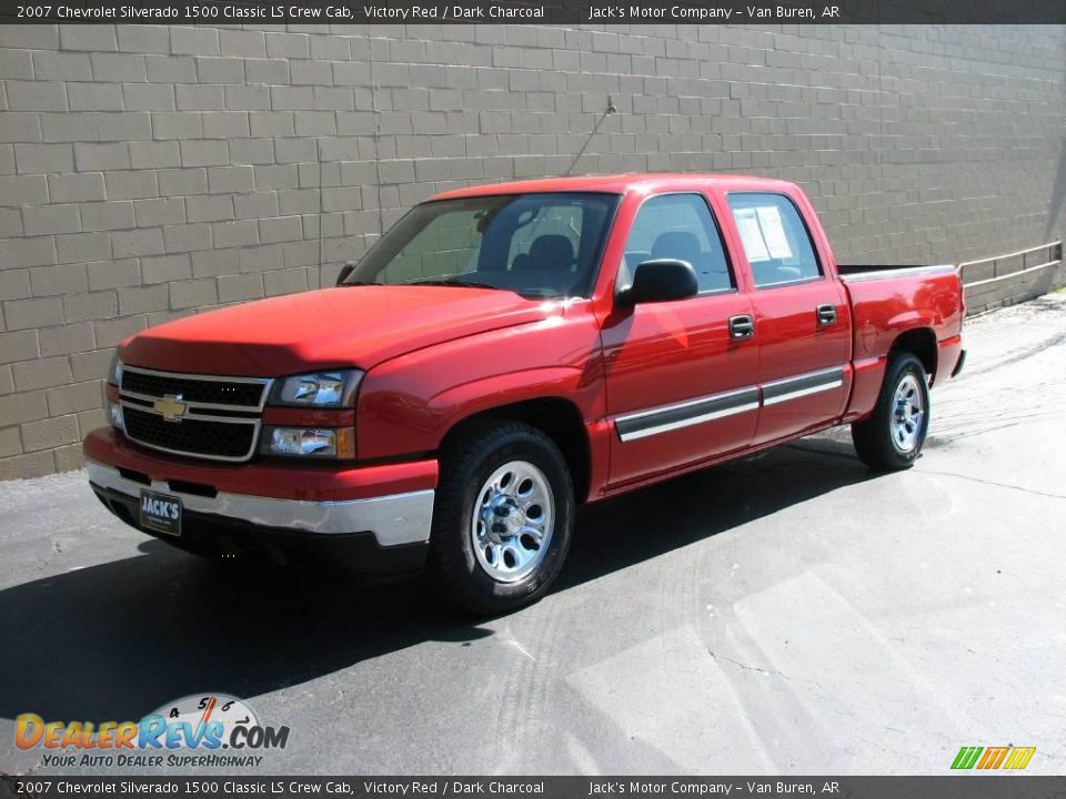 2007 Chevrolet Silverado 1500 Classic LS Crew Cab Victory Red / Dark Charcoal Photo #2