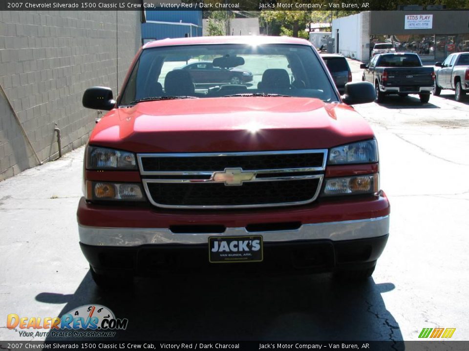 2007 Chevrolet Silverado 1500 Classic LS Crew Cab Victory Red / Dark Charcoal Photo #3