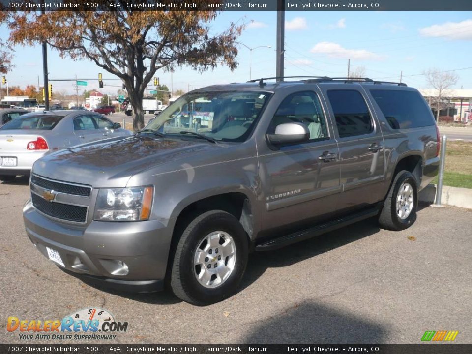 2007 Chevrolet Suburban 1500 LT 4x4 Graystone Metallic / Light Titanium/Dark Titanium Photo #3