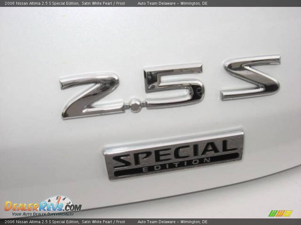 2006 Nissan Altima 2.5 S Special Edition Satin White Pearl / Frost Photo #1