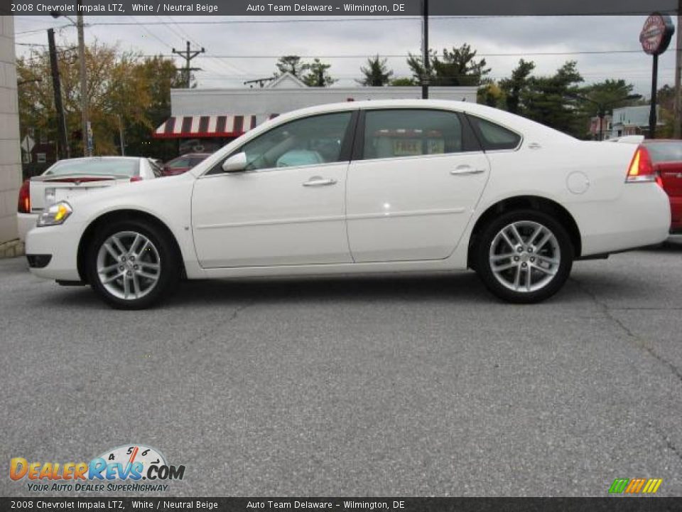 2008 Chevrolet Impala LTZ White / Neutral Beige Photo #4