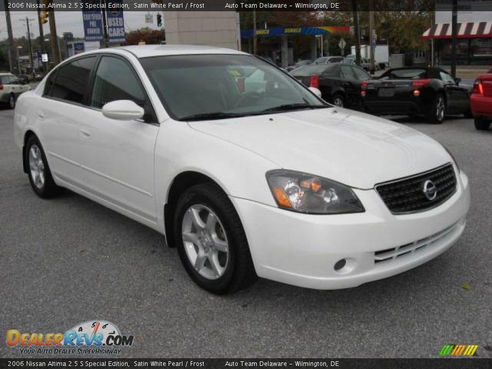 2006 Nissan Altima 2.5 S Special Edition Satin White Pearl / Frost Photo #8