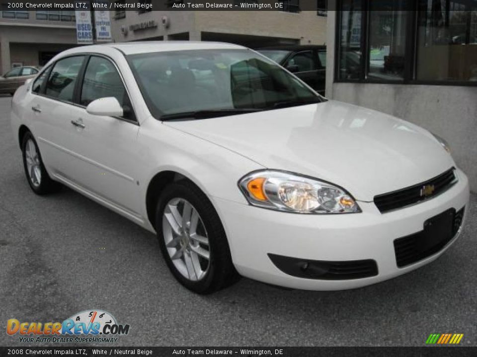 2008 Chevrolet Impala LTZ White / Neutral Beige Photo #9