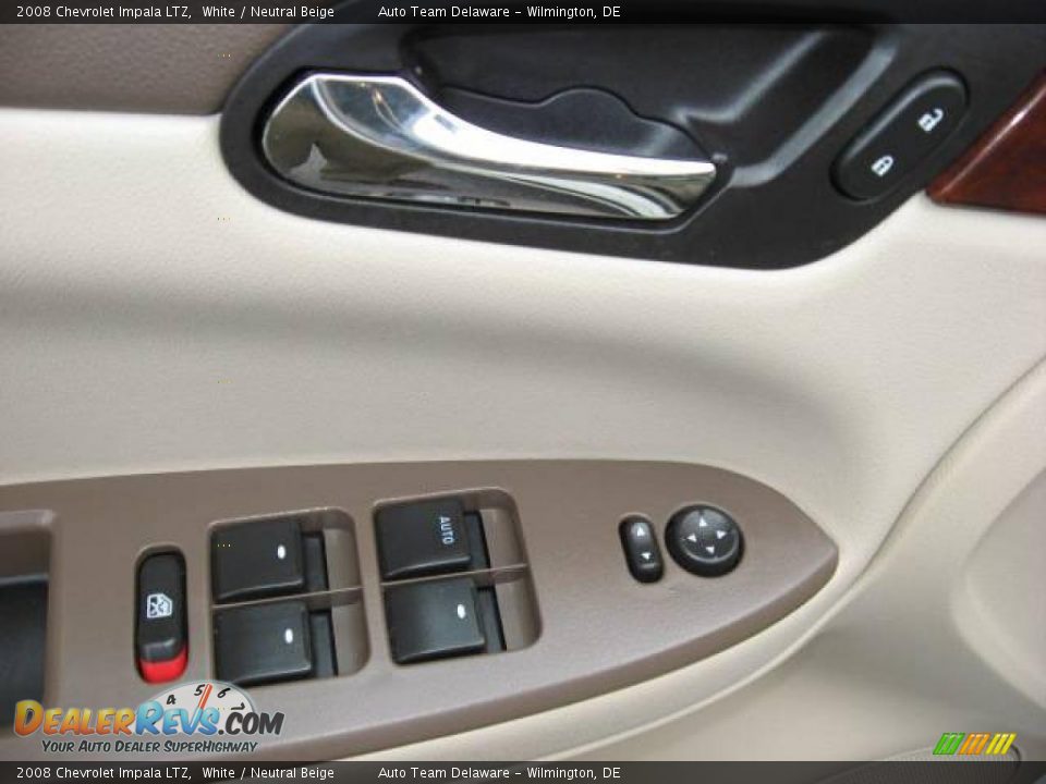 2008 Chevrolet Impala LTZ White / Neutral Beige Photo #14