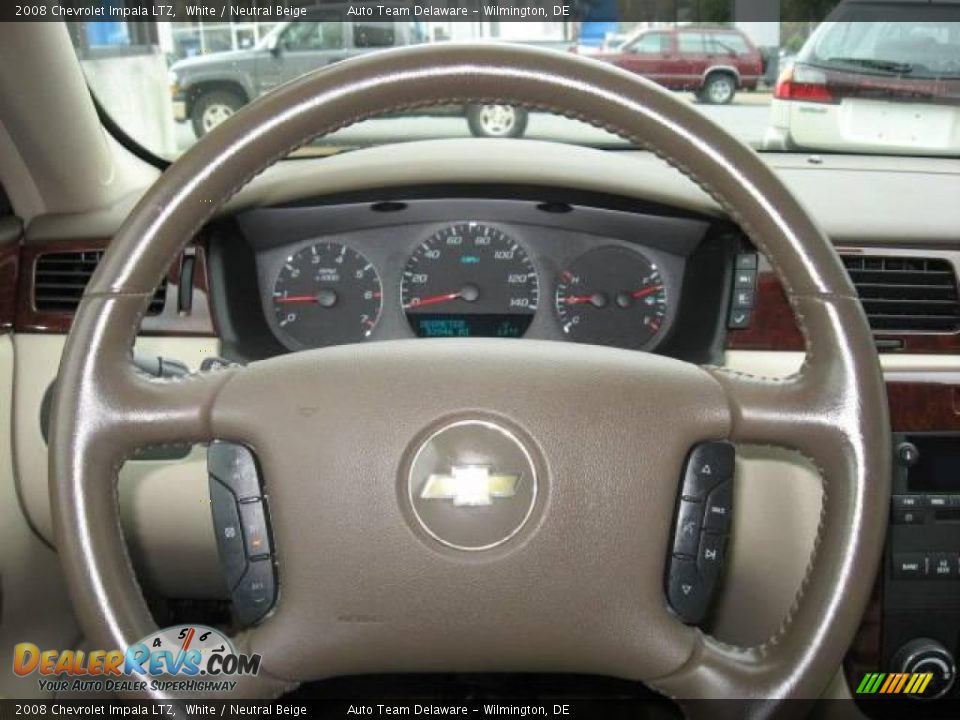 2008 Chevrolet Impala LTZ White / Neutral Beige Photo #16