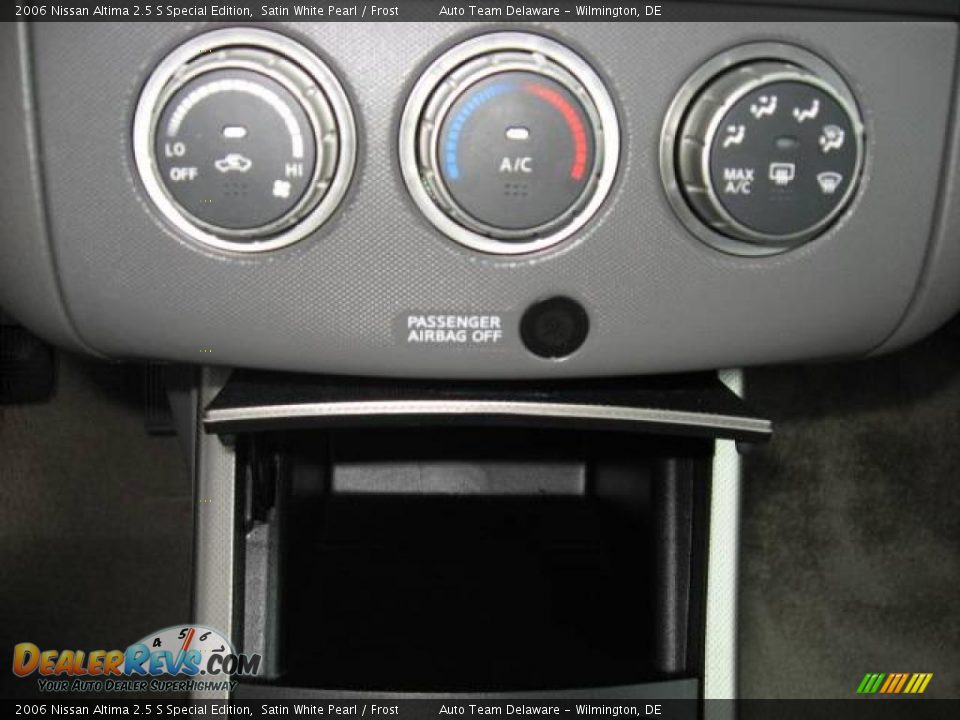 2006 Nissan Altima 2.5 S Special Edition Satin White Pearl / Frost Photo #23