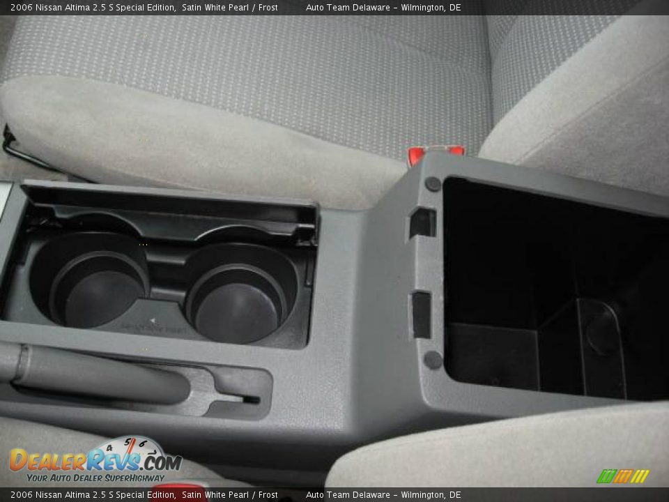 2006 Nissan Altima 2.5 S Special Edition Satin White Pearl / Frost Photo #26