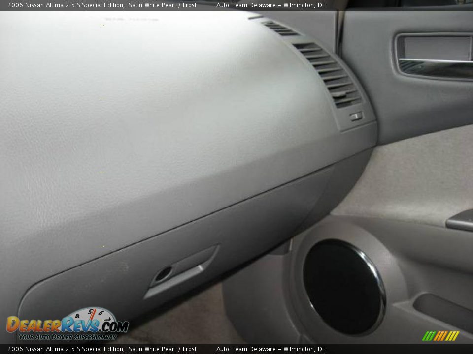 2006 Nissan Altima 2.5 S Special Edition Satin White Pearl / Frost Photo #27