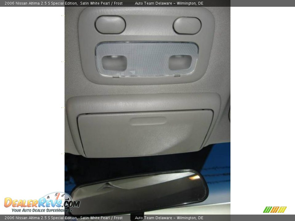 2006 Nissan Altima 2.5 S Special Edition Satin White Pearl / Frost Photo #28