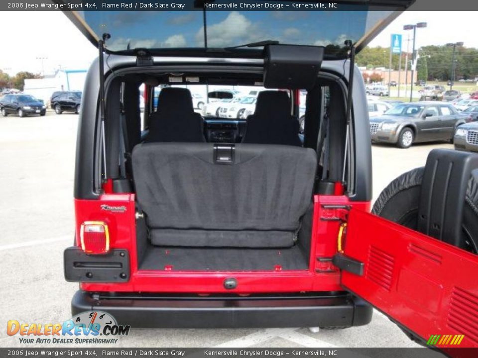 2006 Jeep Wrangler Sport 4x4 Flame Red / Dark Slate Gray Photo #19