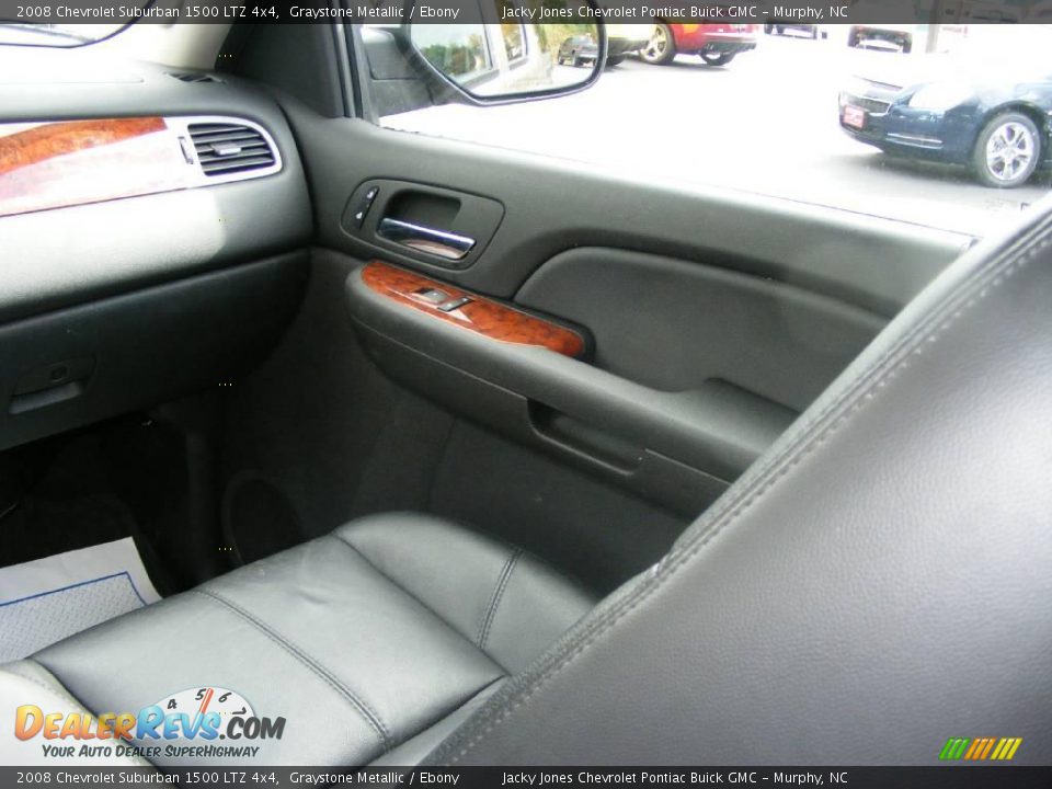 2008 Chevrolet Suburban 1500 LTZ 4x4 Graystone Metallic / Ebony Photo #17