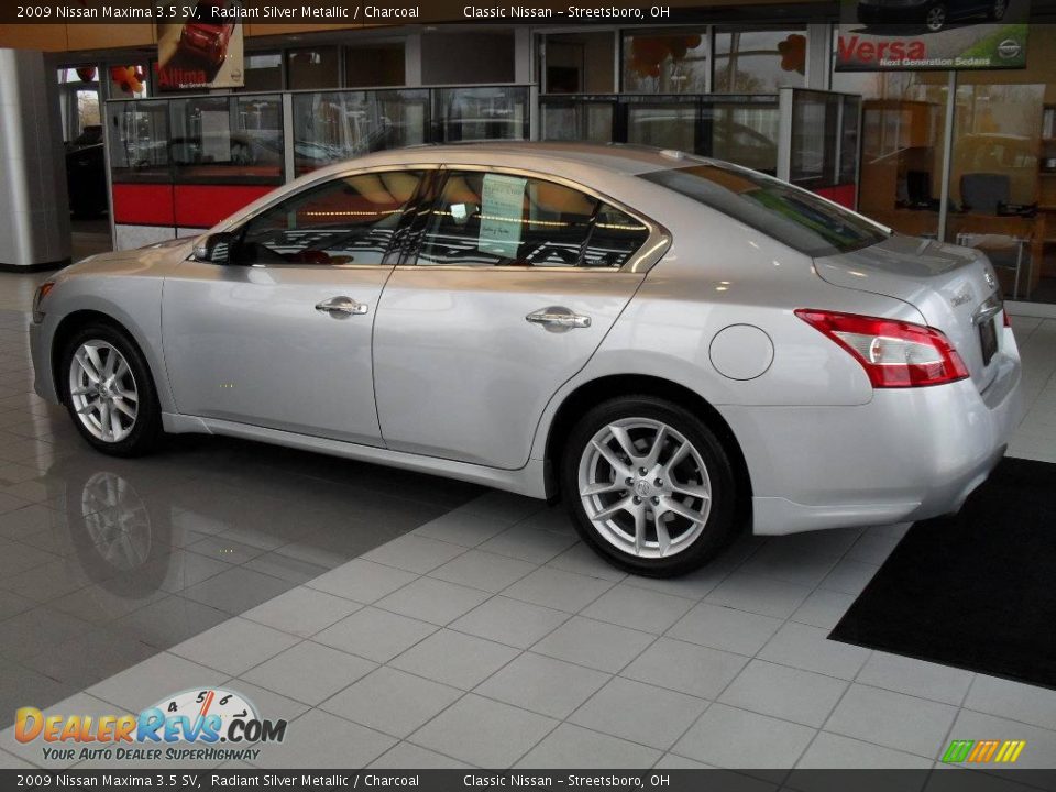 2009 Nissan Maxima 3.5 SV Radiant Silver Metallic / Charcoal Photo #2