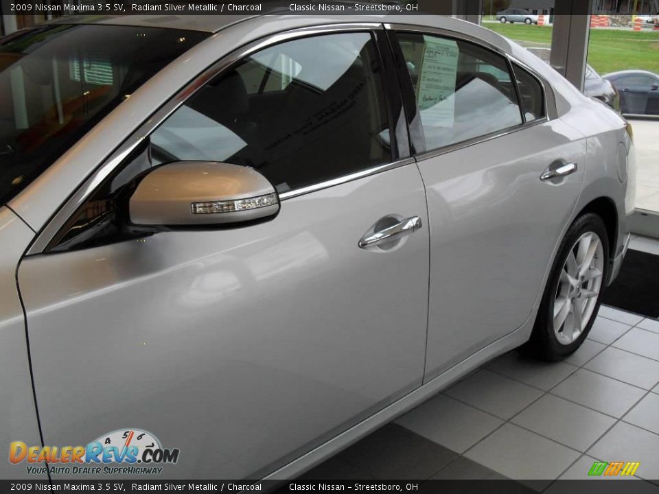 2009 Nissan Maxima 3.5 SV Radiant Silver Metallic / Charcoal Photo #8