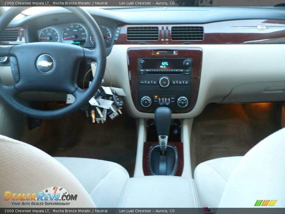 2009 Chevrolet Impala LT Mocha Bronze Metallic / Neutral Photo #15