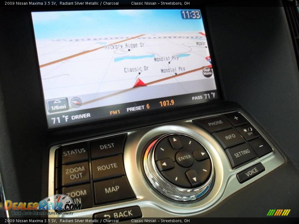 2009 Nissan Maxima 3.5 SV Radiant Silver Metallic / Charcoal Photo #32