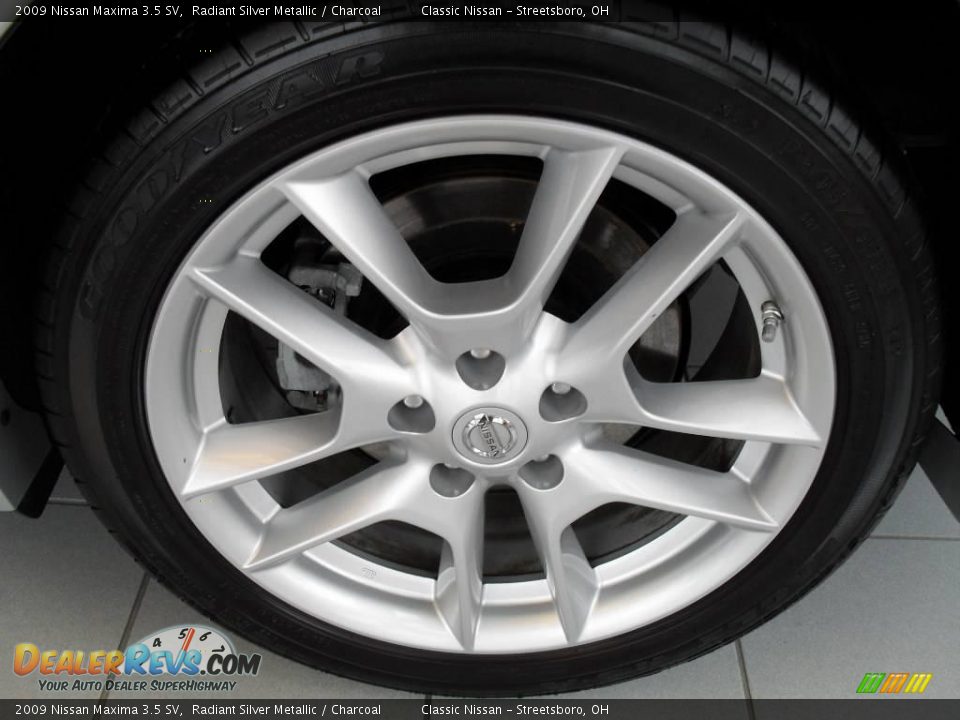 2009 Nissan Maxima 3.5 SV Radiant Silver Metallic / Charcoal Photo #36