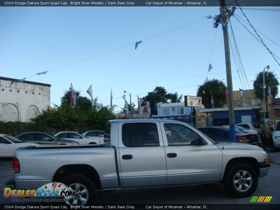 2004 Dodge Dakota Sport Quad Cab Bright Silver Metallic / Dark Slate Gray Photo #2