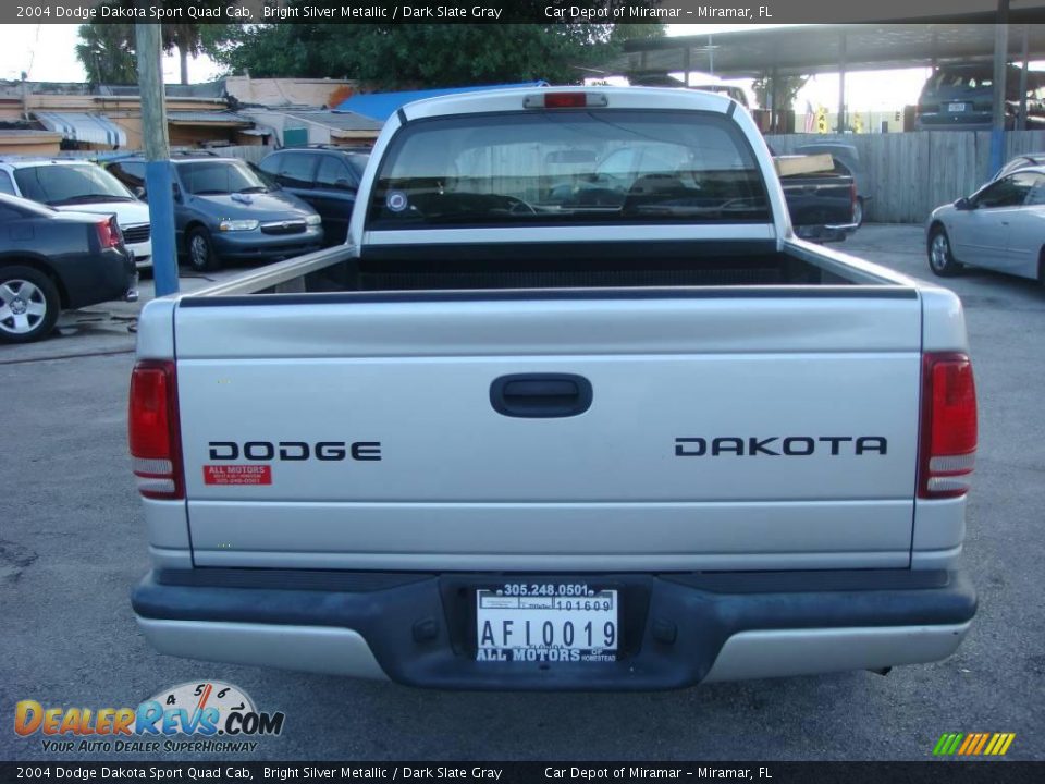 2004 Dodge Dakota Sport Quad Cab Bright Silver Metallic / Dark Slate Gray Photo #4