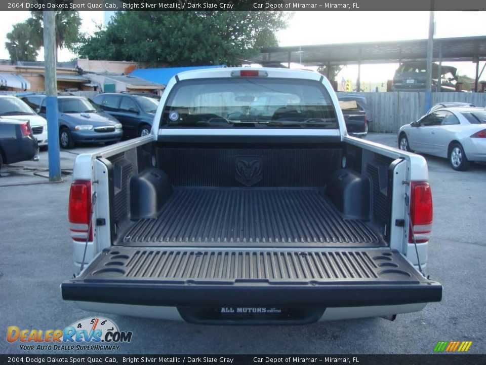 2004 Dodge Dakota Sport Quad Cab Bright Silver Metallic / Dark Slate Gray Photo #5